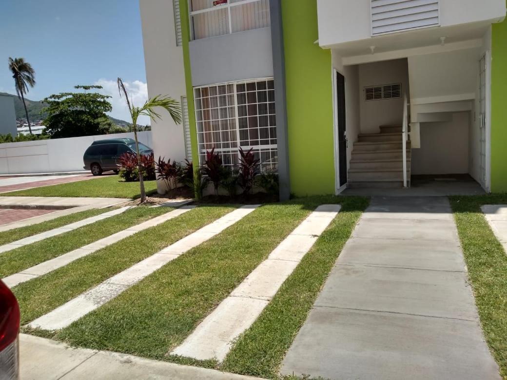 El Arrecife: Apartamento con alberca a 10 minutos de la playa Acapulco Exterior foto